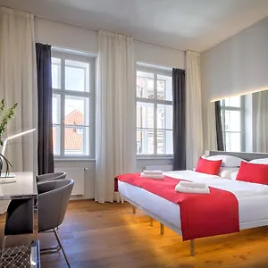 bishops-house.praguehotelsweb.com/